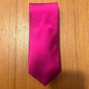 Donald Trump signature collection tie